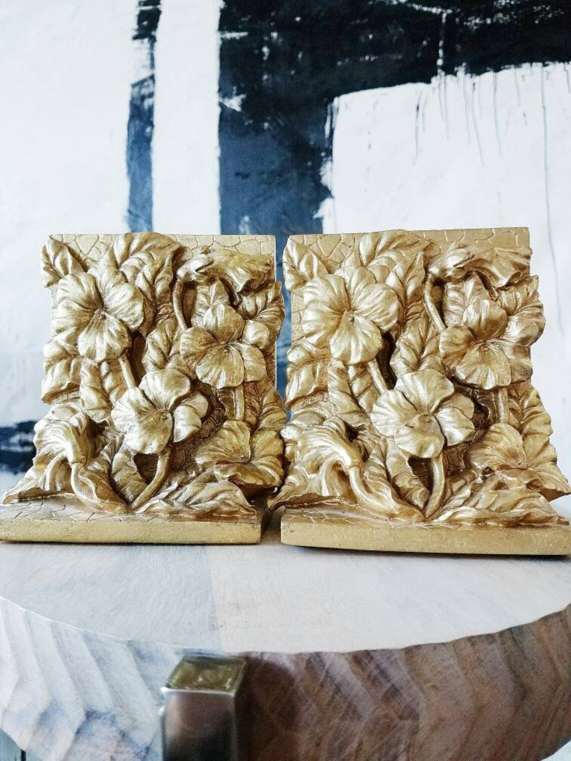 VINTAGE HOLLYWOOD REGENCY PANSY FLORAL BOOKENDS