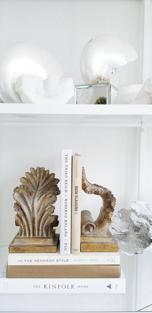 VINTAGE NEO CLASSICAL ACANTHUS BOOKENDS